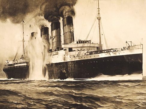 07 mai 1915 : un sous-marin allemand torpille le paquebot britannique Lusitania : 1200 morts