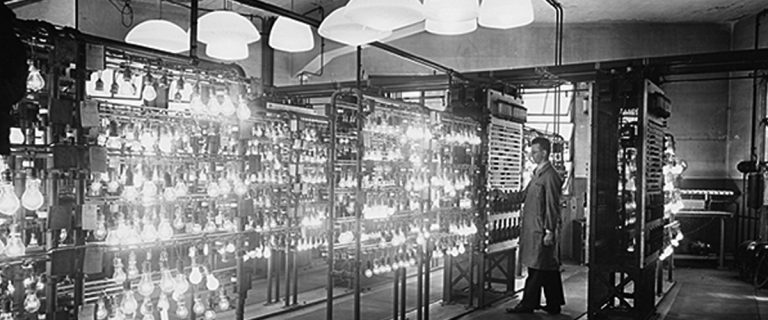 « Cartel Phœbus », premier cas d’obsolescence programmée : Quand un cartel contrôle la vente des lampes !