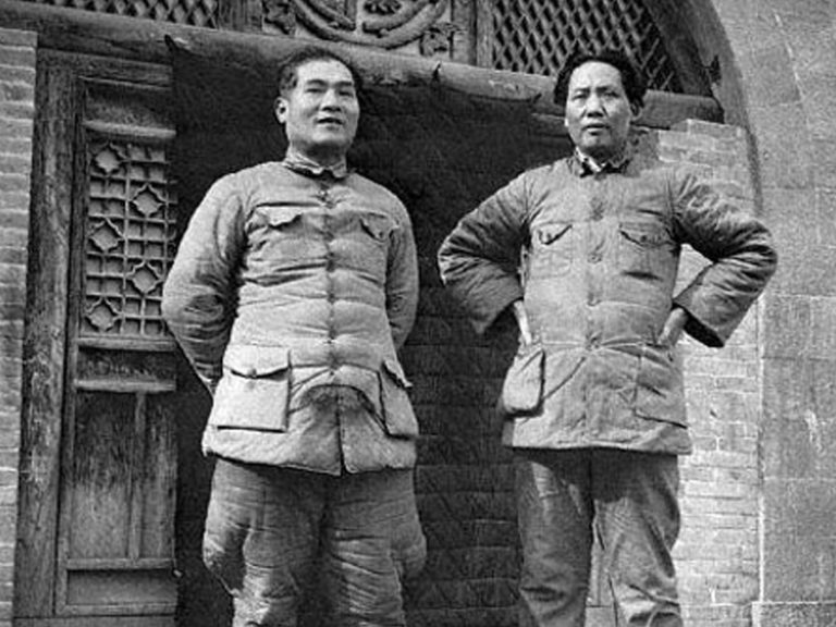 Petites et grandes histoires de Mao