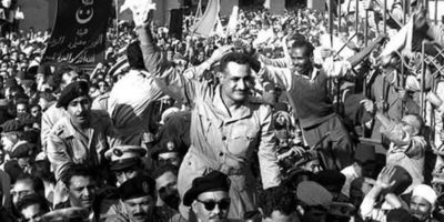 Quand le Président égyptien Nasser se moquait du voile et des Frères Musulmans Quand le Président égyptien Nasser se moquait du voile et des Frères Musulmans