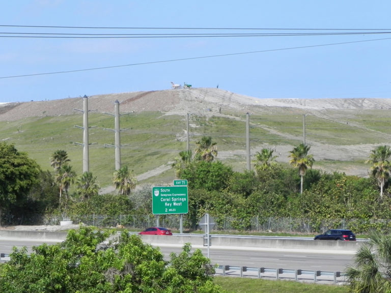 Le mont Trashmore, un amas de déchets !