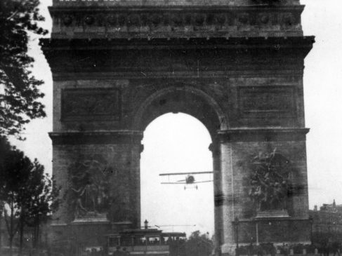 07 août 1919 : Charles Godefroy venge les As de l’aviation, humiliés lors du 14 juillet
