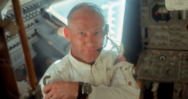 Buzz Aldrin, l’astronaute d’Apollo 11, dépressif et alcoolique après son aventure sur la lune